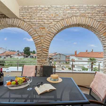 Apartments Marizela Poreč Exteriör bild
