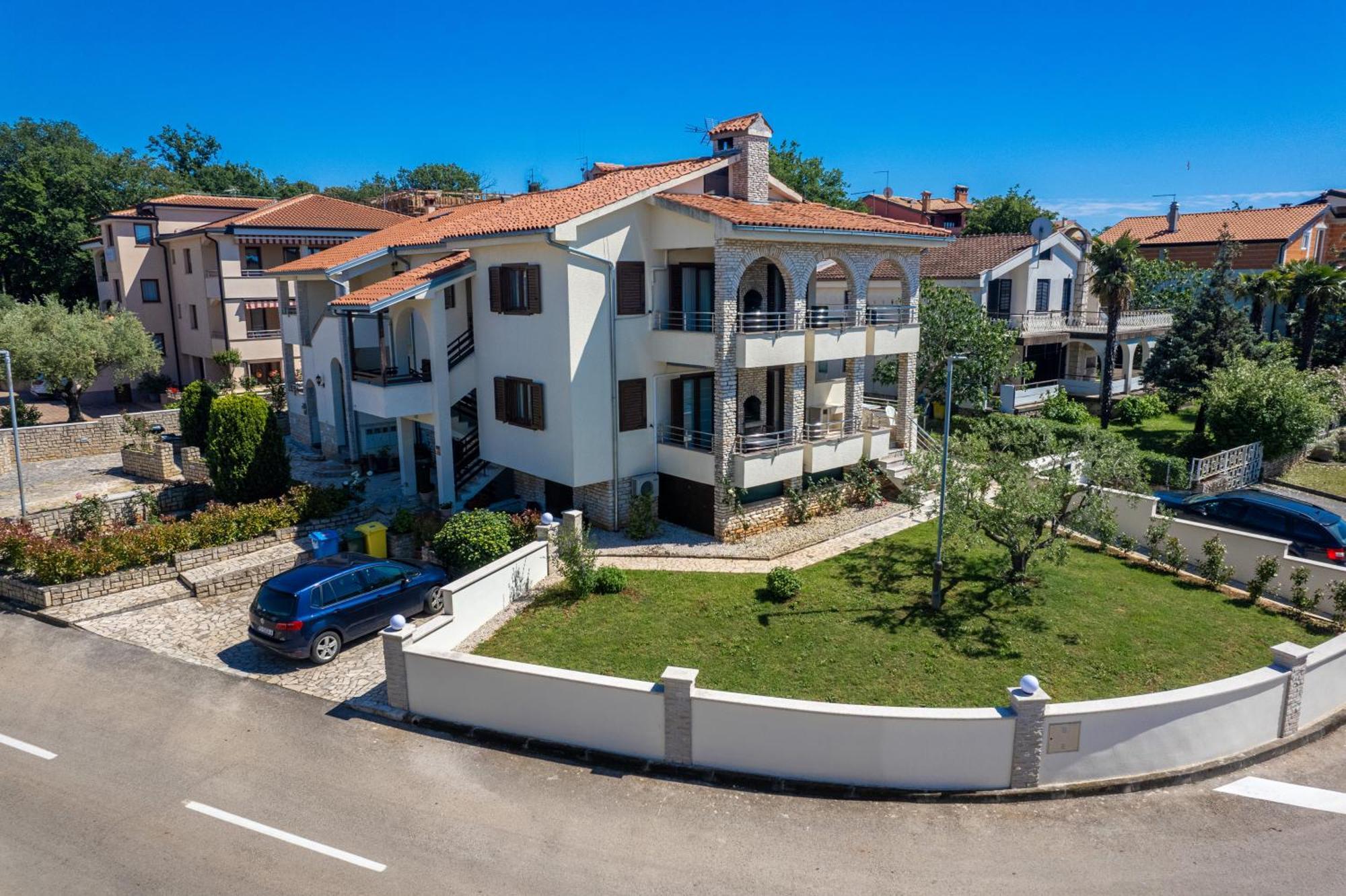 Apartments Marizela Poreč Exteriör bild